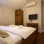 Varos-charming Stone House In Old Town Guest house