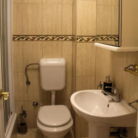 法洛斯别墅酒店 3* 斯普利特