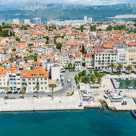Varos-charming Stone House In Old Town Guest house 3*