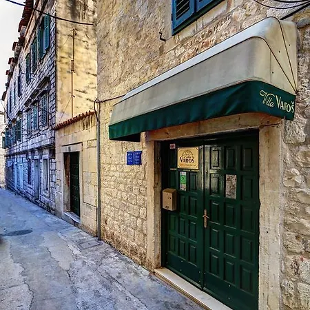 Varos-charming Stone House In Old Town 3* Split