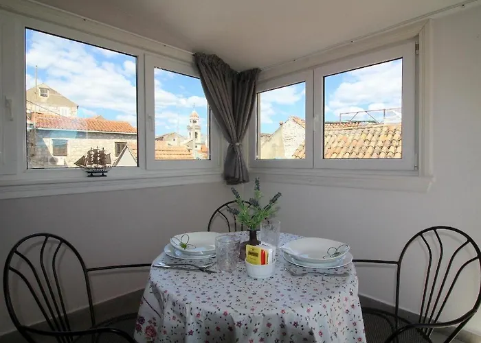 Varos Guest house 3*